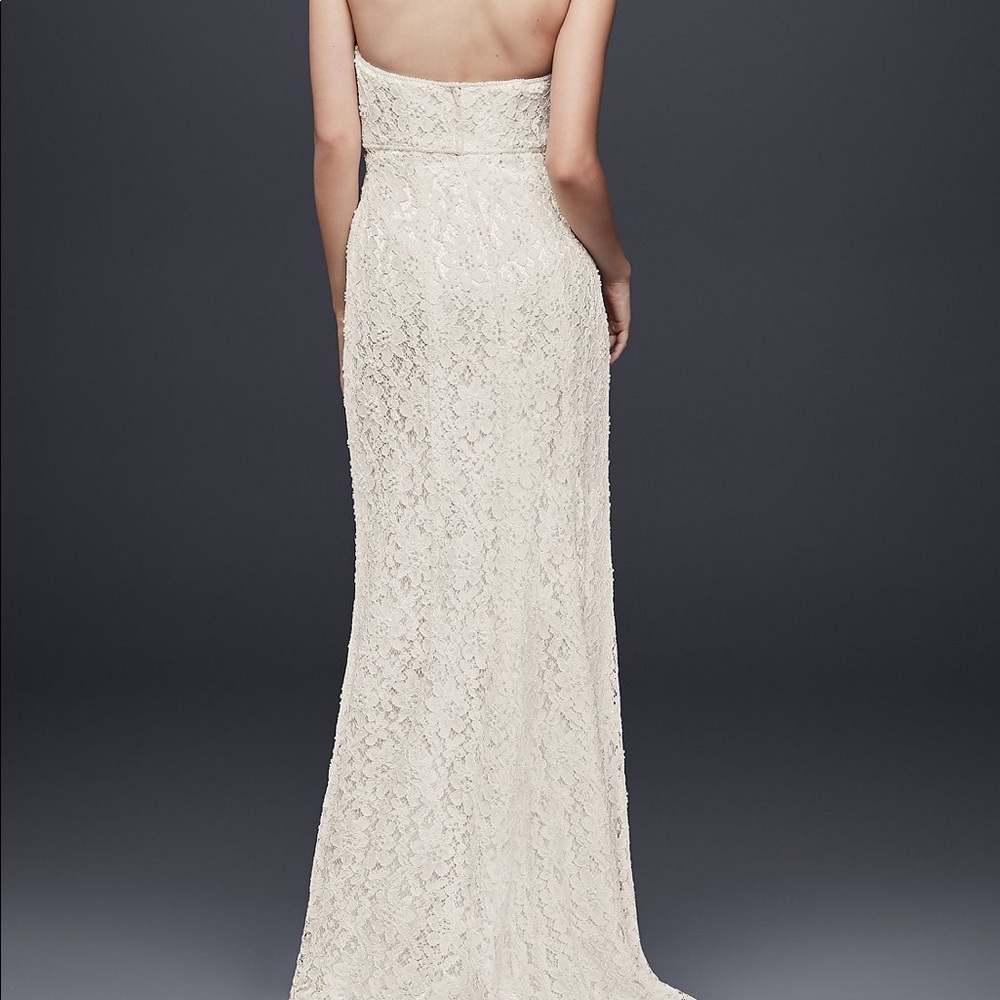 Wedding Dress - Picture 5 of 9